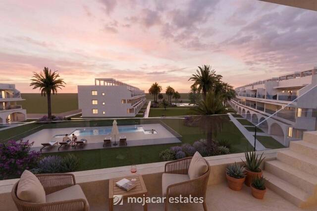 ME 3246: Apartment for Sale in Vera Playa, Almería