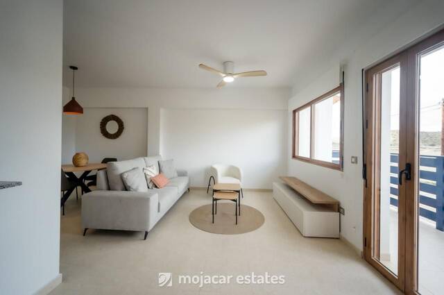 ME 3249: Apartment for Sale in Las Herrerias, Almería