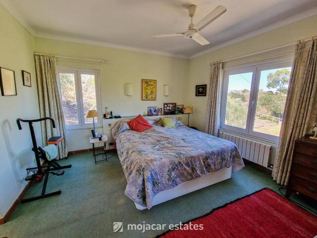 ME 2861: Villa for Sale in Vera, Almería