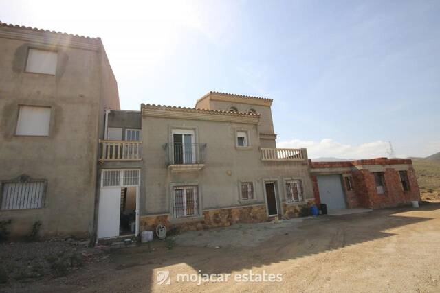 ME 1777: Country house for Sale in Turre, Almería