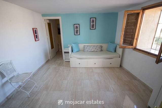 ME 2114: Villa for Sale in La Muleria, Almería