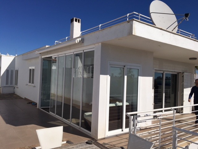 m872: Villa for Sale in Mojácar Playa, Almería