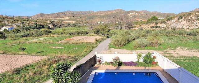 OLV0795: Villa for Sale in Lubrin, Almería