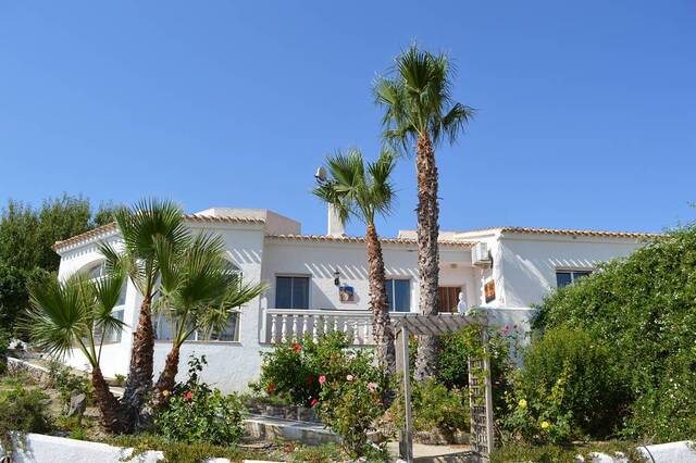 OLV1904: Villa for Sale in Bedar, Almería