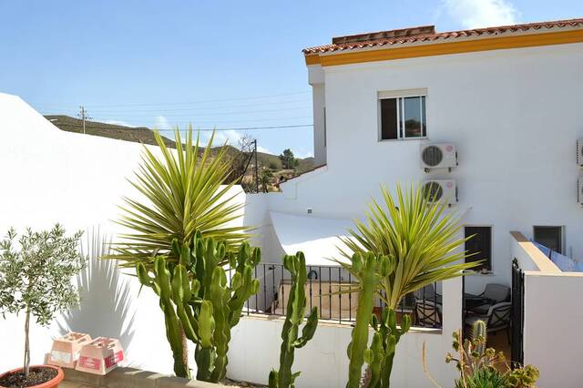 OLV1951: Town house for Sale in Sorbas, Almería