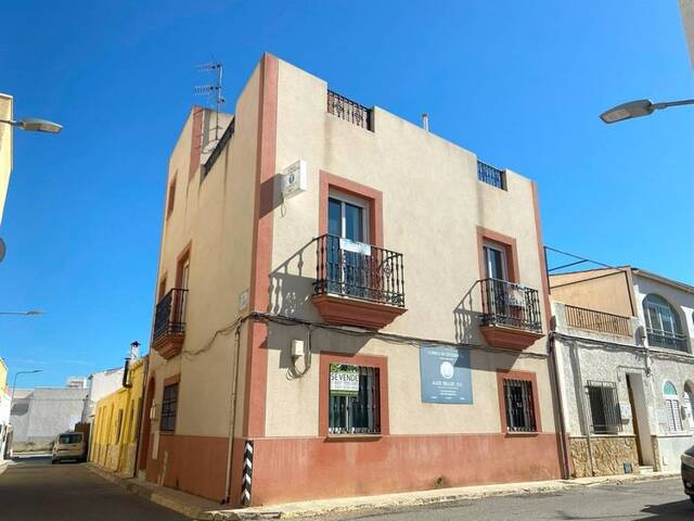 4 Bedroom Town house in Turre