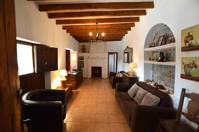 OLV2033: Cortijo for Sale in Sorbas, Almería