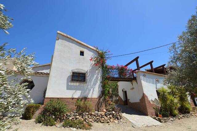 OLV2040: Country house for Sale in Lubrin, Almería