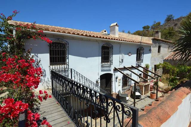 OLV2040: Country house for Sale in Lubrin, Almería