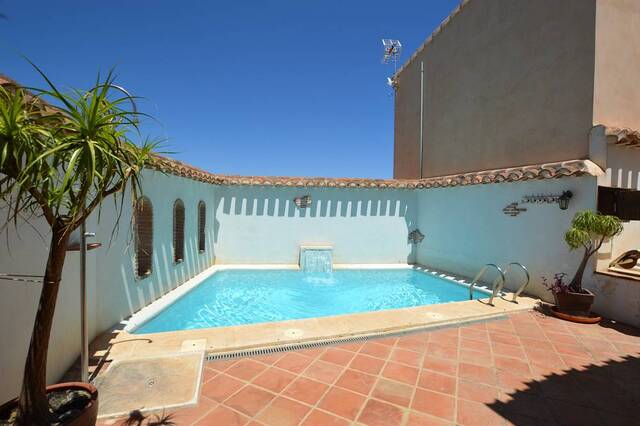 OLV2040: Country house for Sale in Lubrin, Almería