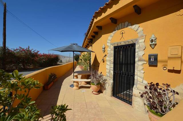 OLV2058: Country house for Sale in Cuevas del Almanzora, Almería