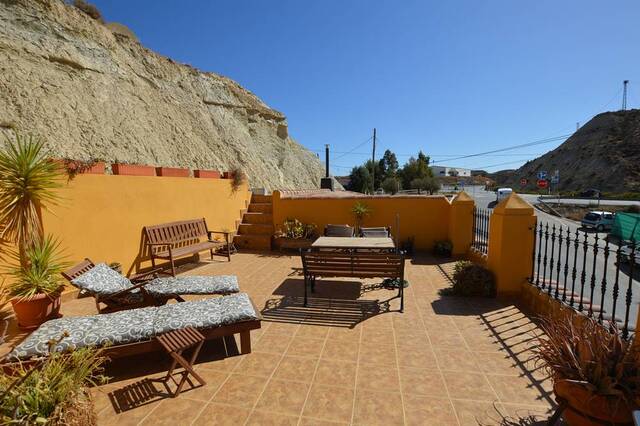 OLV2058: Country house for Sale in Cuevas del Almanzora, Almería