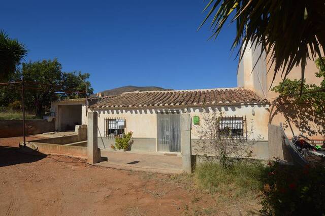 Country house in Lubrin, Almería