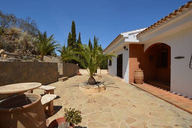 OLV2021: Villa for Sale in Bedar, Almería