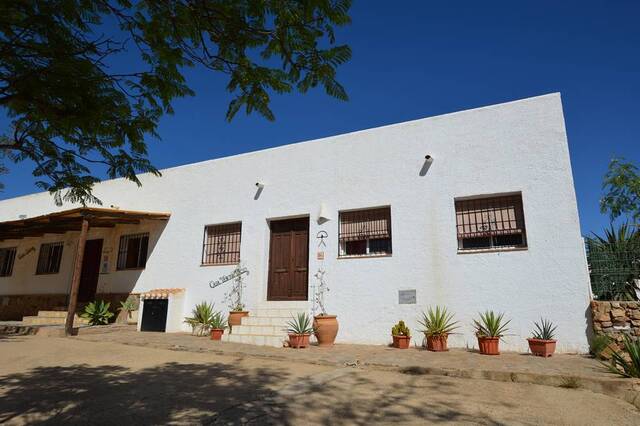 OLV2057: Town house for Sale in Bedar, Almería