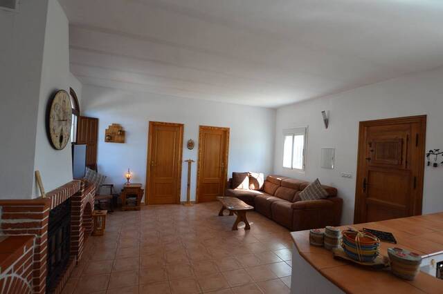 OLV2068: Country house for Sale in Uleila del Campo, Almería