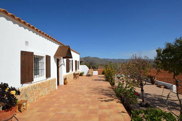 OLV2068: Country house for Sale in Uleila del Campo, Almería