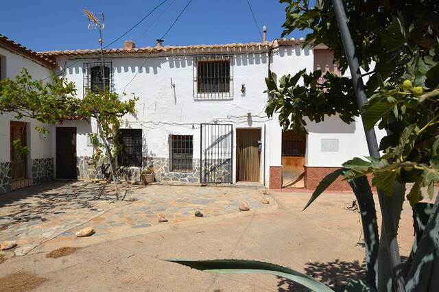 Country house in Lubrin, Almería