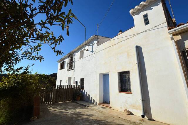 OLV2080: Country house for Sale in Cariatiz, Almería