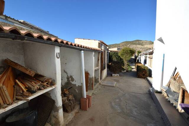 OLV2082: Country house for Sale in Lubrin, Almería