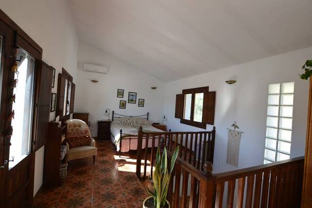 OLV2085: Country house for Sale in Lubrin, Almería