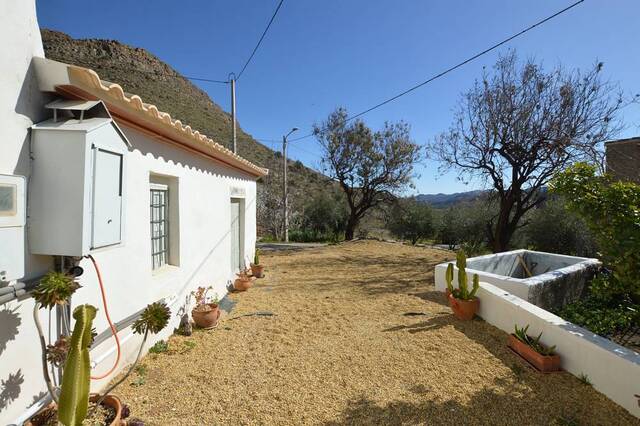 OLV2087: Country house for Sale in Lubrin, Almería