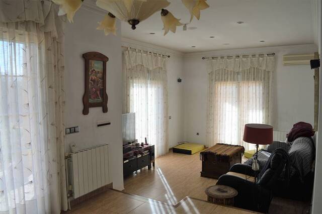 OLV1886: Villa for Sale in Cariatiz, Almería