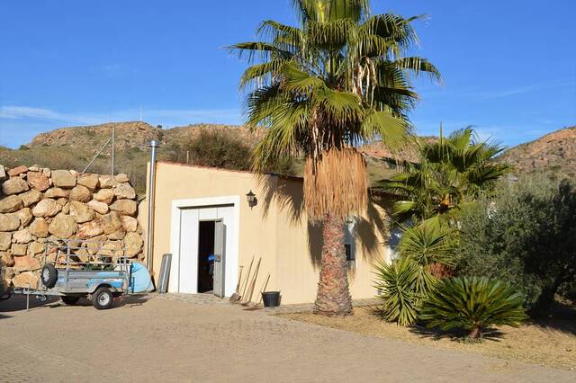OLV1886: Villa for Sale in Cariatiz, Almería