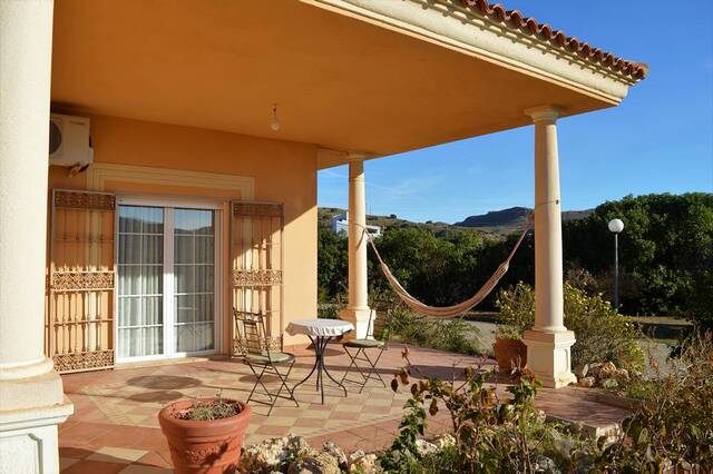 OLV1886: Villa for Sale in Cariatiz, Almería