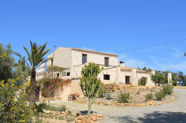Cortijo in Cuevas del Almanzora, Almería