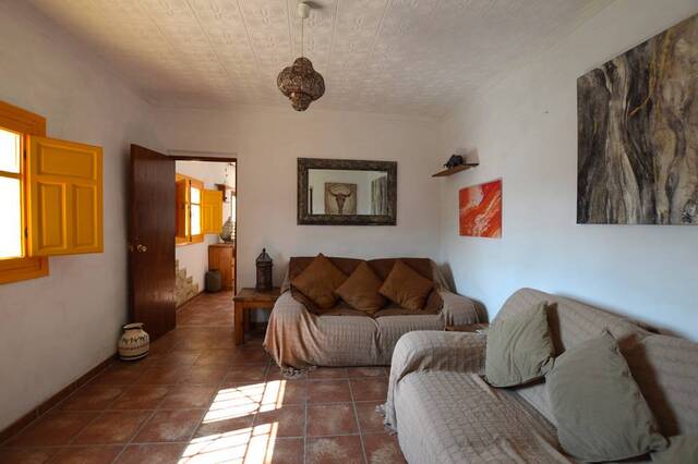OLV2103: Country house for Sale in Cariatiz, Almería