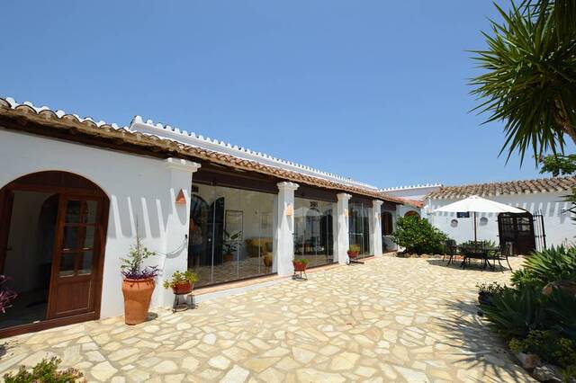 Villa in Bedar, Almería