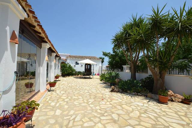 OLV2102: Villa for Sale in Bedar, Almería