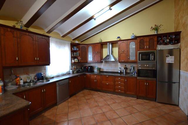 OLV2051: Villa for Sale in Lubrin, Almería