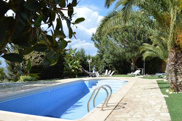 OLV2051: Villa for Sale in Lubrin, Almería