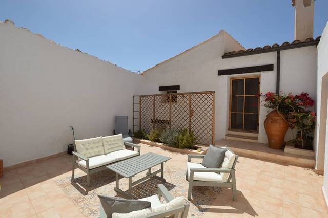 OLV2006: Town house for Sale in Uleila del Campo, Almería
