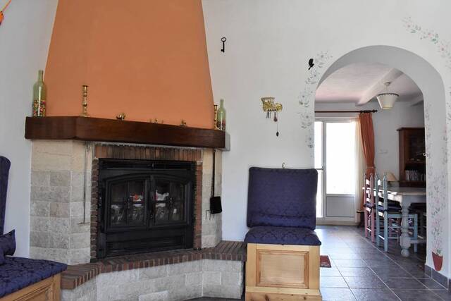 OLV1294: Cortijo for Sale in Lubrin, Almería