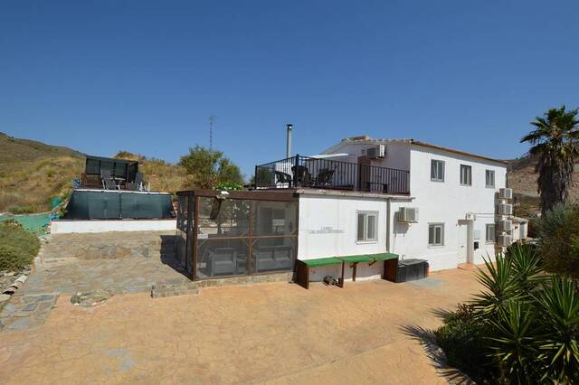 OLV2111: Country house for Sale in Lubrin, Almería