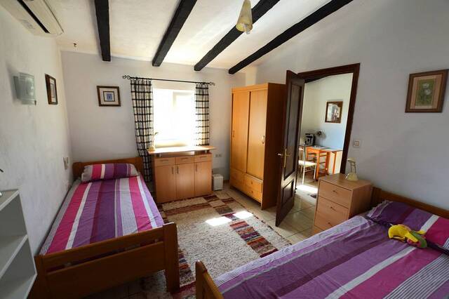 OLV2111: Country house for Sale in Lubrin, Almería