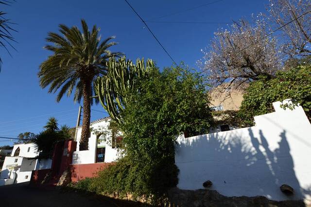 OLV2063: Cortijo for Sale in Bedar, Almería