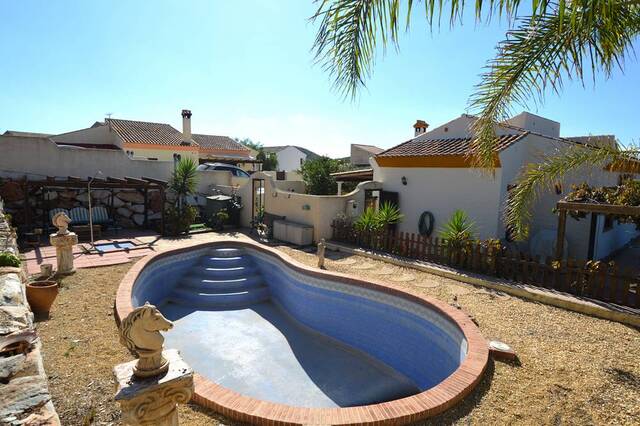 OLV2132: Villa for Sale in Sorbas, Almería