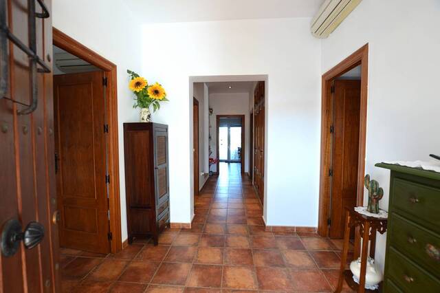 OLV2122: Villa for Sale in Los Gallardos, Almería