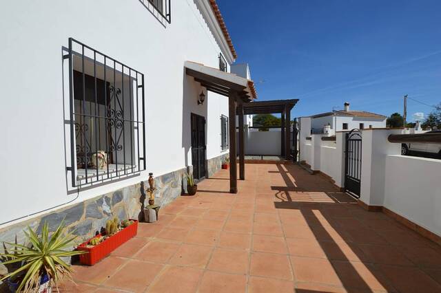 OLV2137: Cortijo for Sale in Sorbas, Almería OLV2137: Cortijo for Sale in Sorbas, Almería