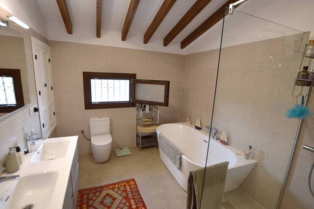 OLV2137: Cortijo for Sale in Sorbas, Almería OLV2137: Cortijo for Sale in Sorbas, Almería