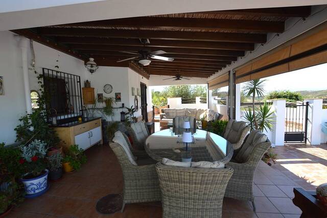 OLV2137: Cortijo for Sale in Sorbas, Almería OLV2137: Cortijo for Sale in Sorbas, Almería