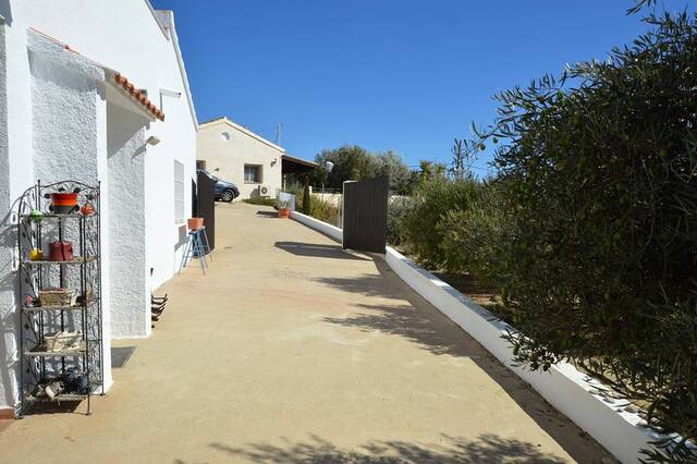 OLV2138: Villa for Sale in Sorbas, Almería OLV2138: Villa for Sale in Sorbas, Almería