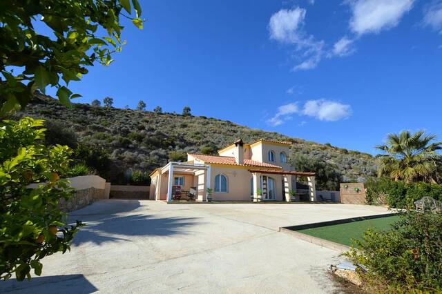 Villa in Bedar, Almería