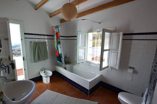 OLV2143: Country house for Sale in Lubrin, Almería