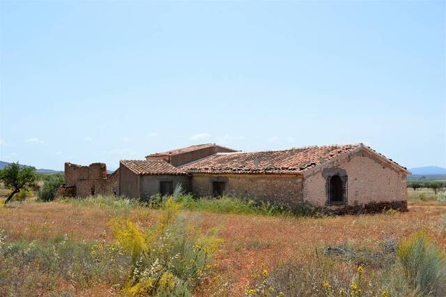 OLV0727: Cortijo for Sale in Uleila del Campo, Almería