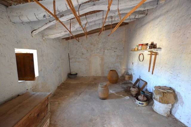 OLV2154: Country house for Sale in Lubrin, Almería